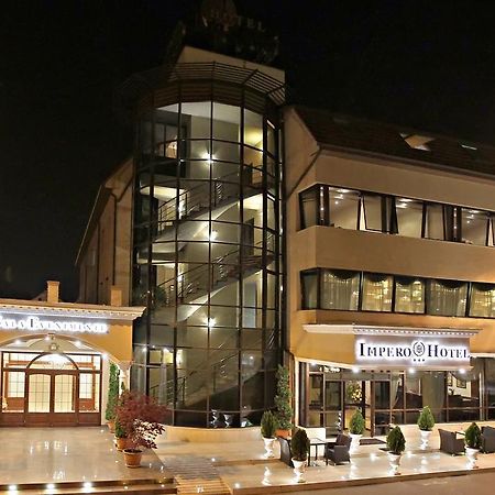 Hotel Impero Орадя Экстерьер фото